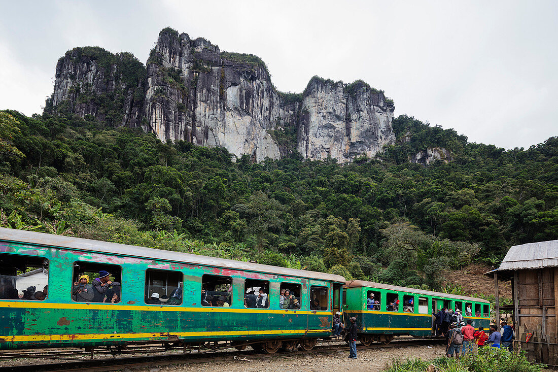 Fianarantsoa zu Manakara FCE Zug, Ostgebiet, Madagaskar, Afrika